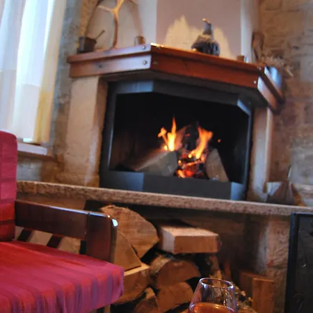 Rizoma Mikro Chorio (Central Greece)